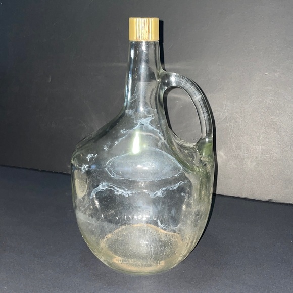 Half Gallon Glass Liquor Bottle Jug Handle Vintage Decanter Home Decor - Picture 1 of 10